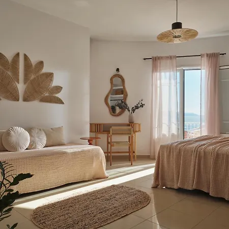 Aparthotel C'est La Vie - Beachfront Laganas