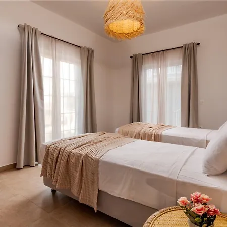 C'est La Vie Rooms&suites Appart hôtel Laganas