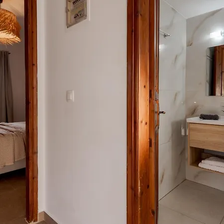 C'est La Vie Rooms&suites Appart hôtel Laganas