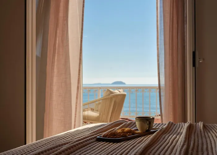 C'est La Vie - Beachfront شقة فندقية